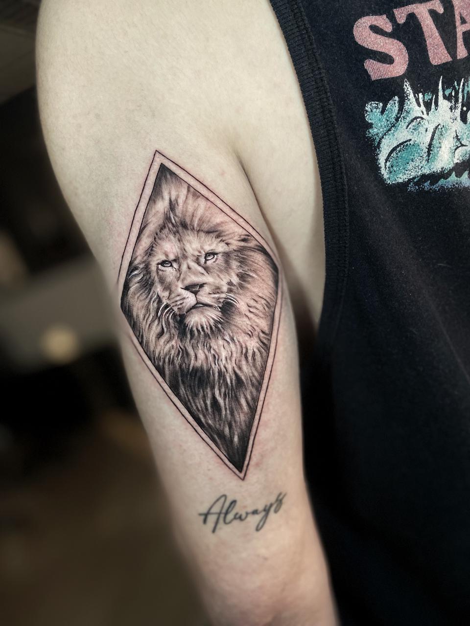 SAMSARA TATTOO STUDIO - nuestro equipo en Providencia