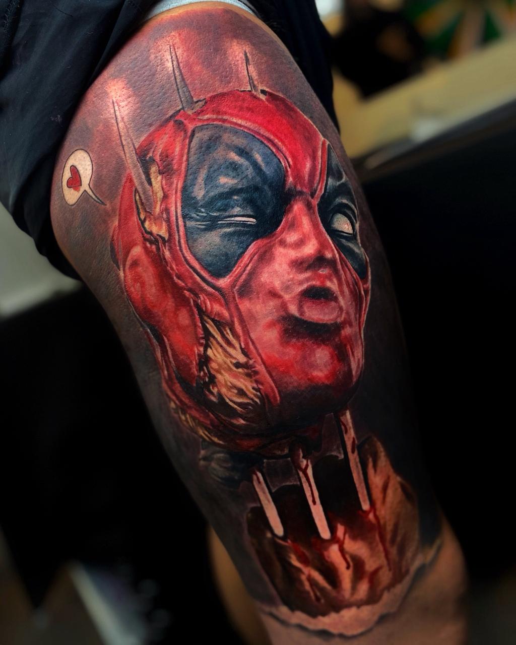SAMSARA TATTOO STUDIO - detalles del establecimiento en Providencia